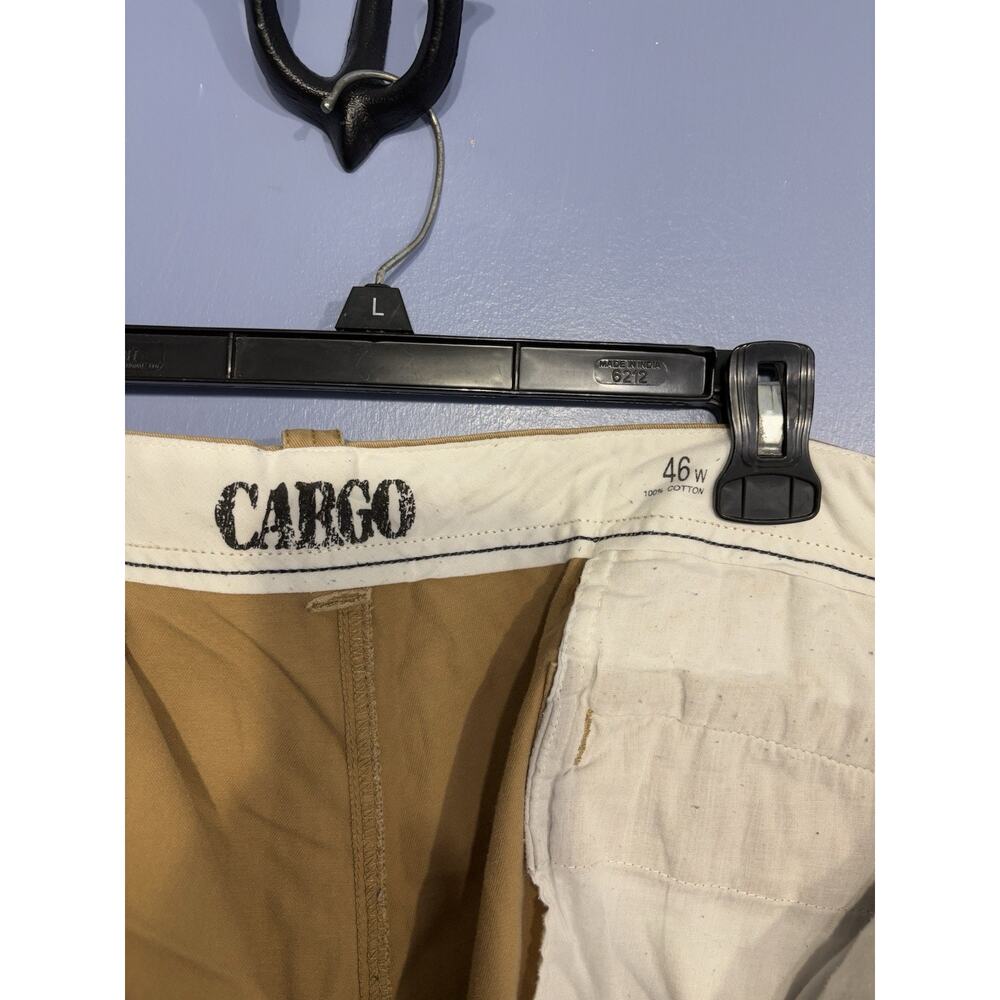 Roundtree & Yorke Khaki Cargo Shorts Size 46W - Picture 9 of 10